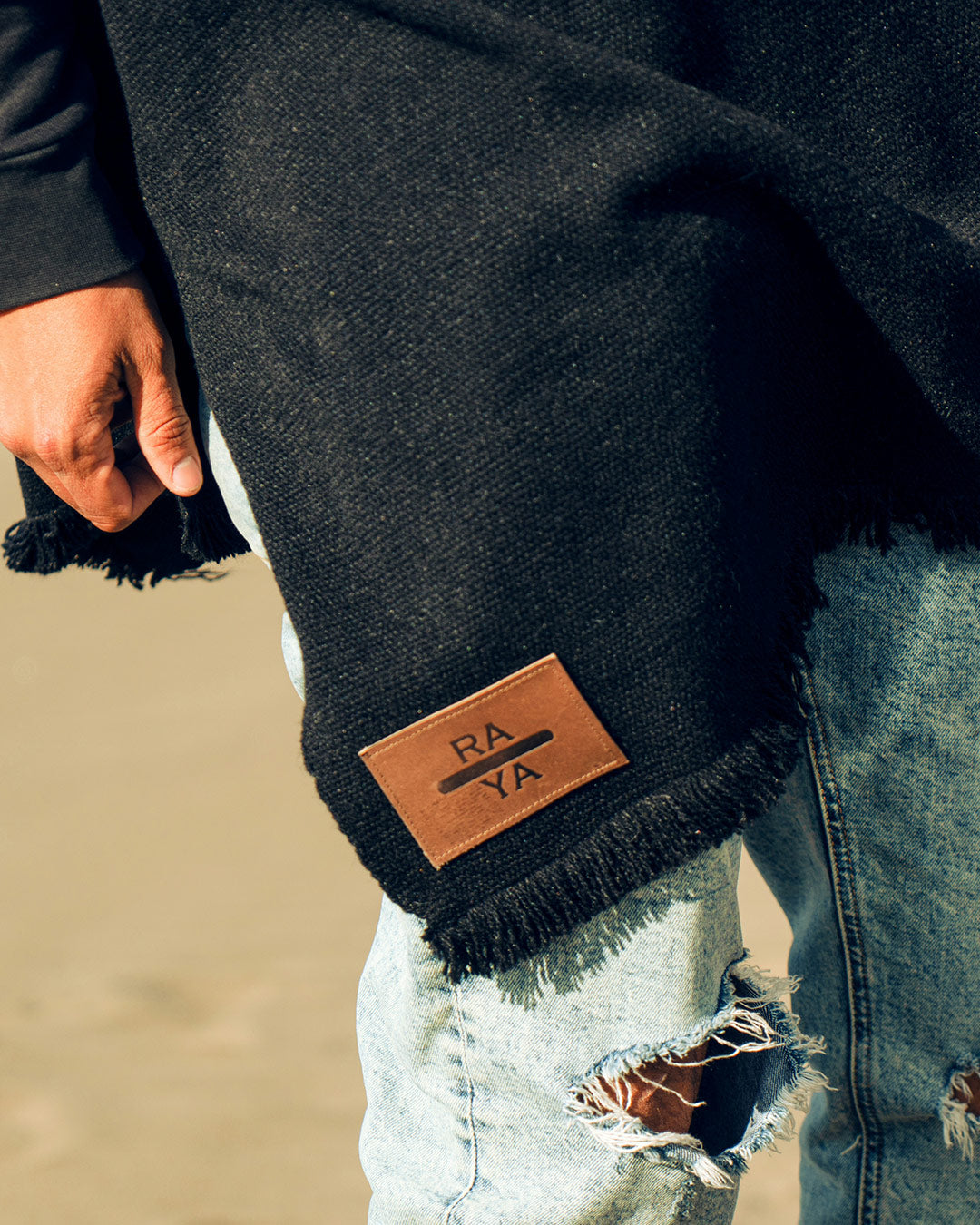 Poncho Negro